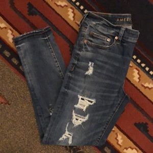 American Eagle NE(XT) Level Flex Distressed Skinny